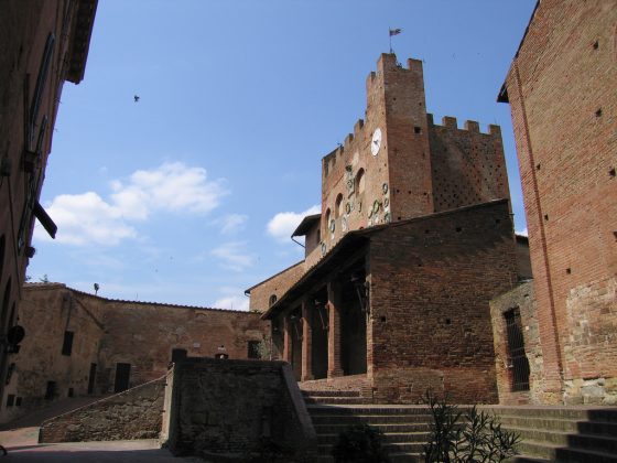 Certaldo revoca cittadinanza onoraria a Mussolini