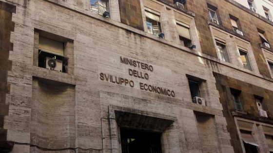 Piombino: Aferpi, oggi la firma a Roma per il passaggio a Jindal