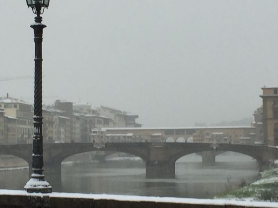 Firenze si sveglia con la neve