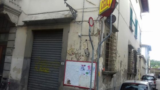 Pisa, scritta ‘Comunisti al rogo’ su Casa del popolo