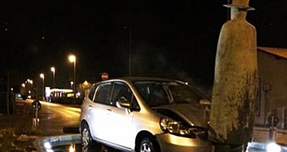Dove vorreste che venisse riposizionato “L’omino della pioggia” di Folon?