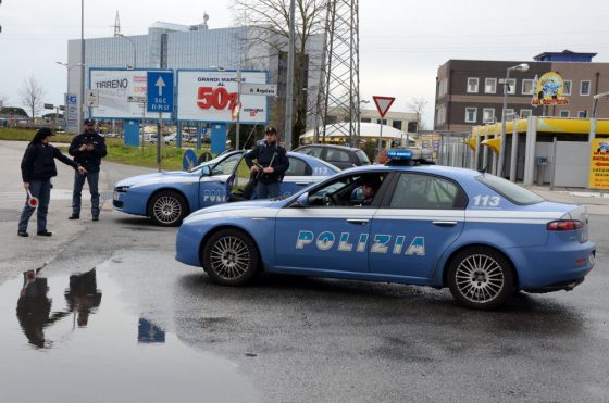 Firenze: si invaghisce di 28enne e la ‘perseguita’: arrestato 83enne