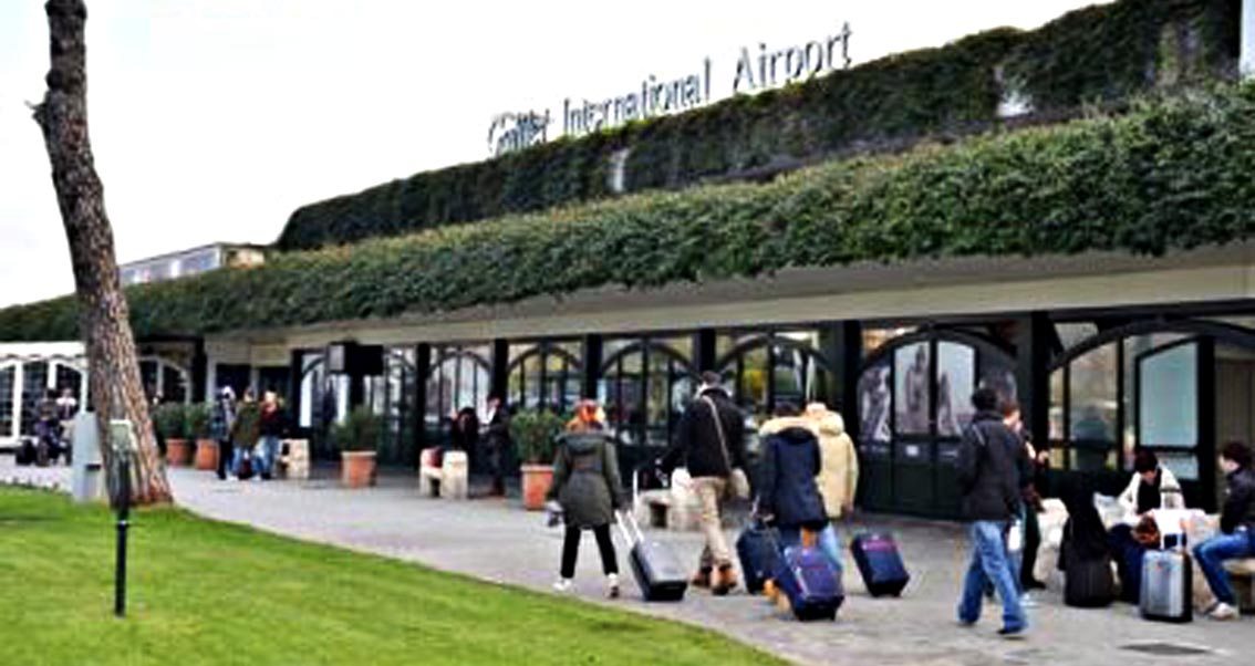 Aeroporto Pisa, Azione Ncc protesta per parcheggi dimezzati