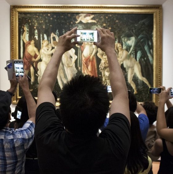 Grand Tourismo: l’arte, il cellulare e noi. Agli Uffizi