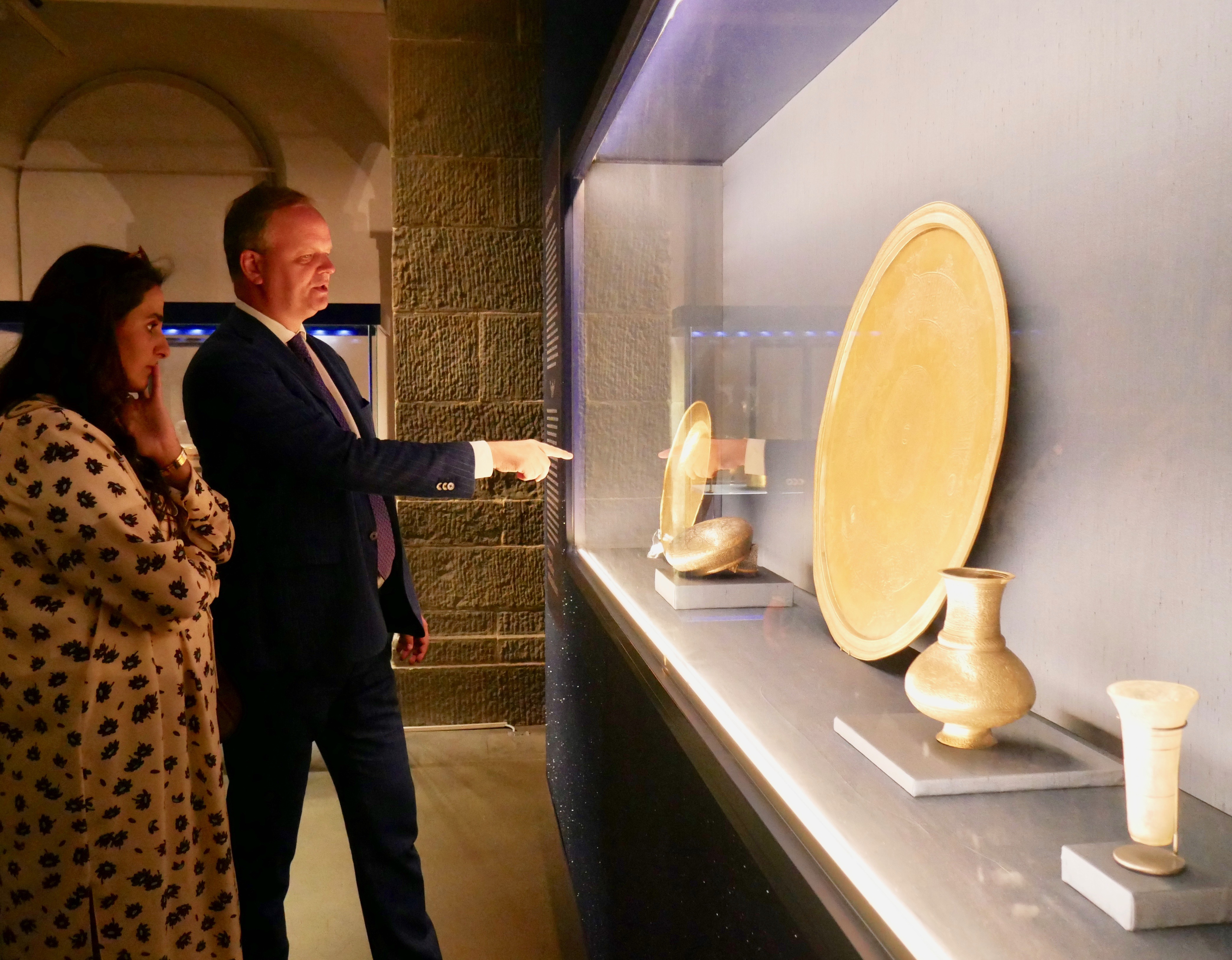 IN VISITA AGLI UFFIZI LA SCEICCA DEL QATAR