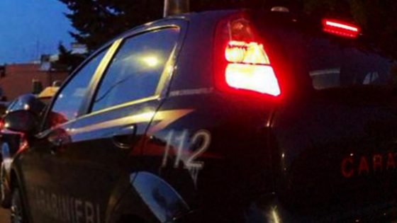 Pistoia, aggredisce donna carabiniere, arrestato