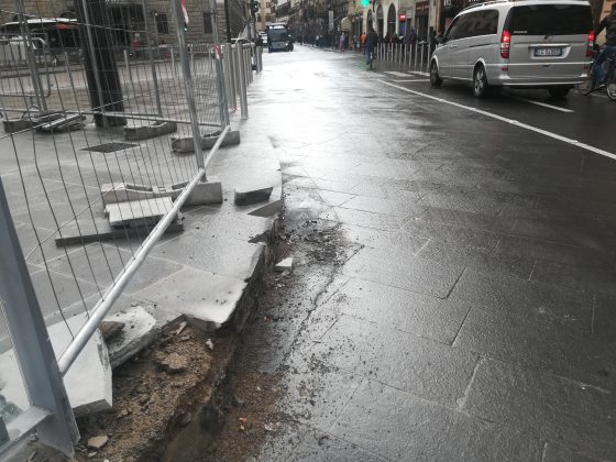 Piazza Unità: Rsu Ataf, “rischio danneggiamento bus, ribadiamo richiesta spostamento 22”