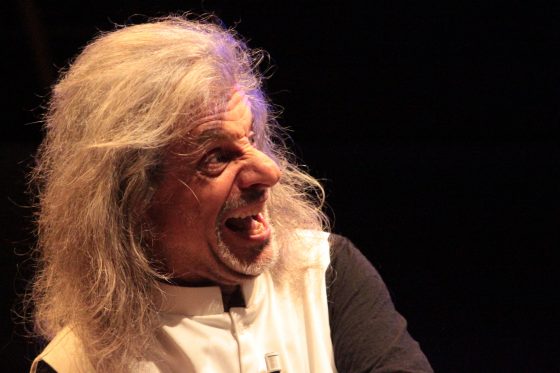 Teatro Puccini: Alessandro Bergonzoni in “Trascendi e sali”