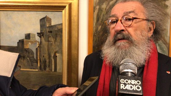 La Compagnia di Babbo Natale regala 105 assegni da 300 euro per pagare le utenze domestiche