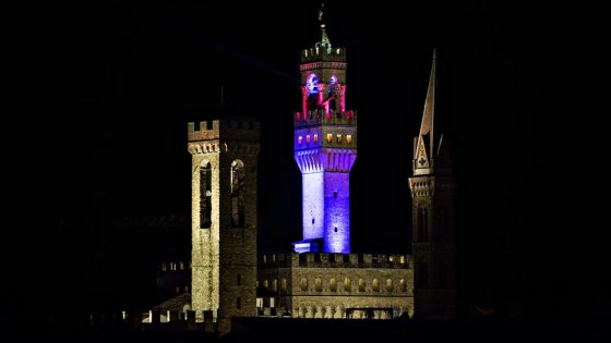 Firenze, logo proiettato su monumenti: interviene Nardella