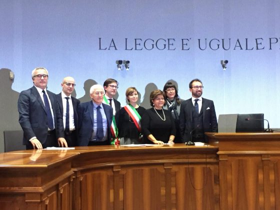 Bugli alla firma del protocollo sugli Uffici di prossimità