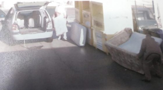 Altopascio, abbandonano rifiuti: 400€ a testa di multa