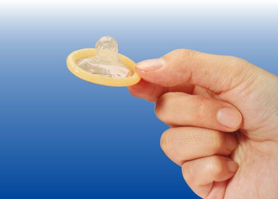 preservativi gratis a giovani