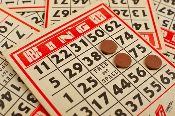 Perde tutto al Bingo ed inventa una rapina