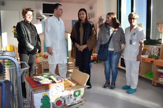 Empoli: scatole colorate e libri in dono a bambini ricoverati