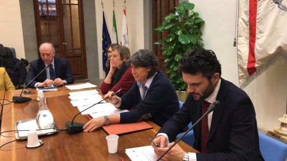 Reddito di cittadinanza, restano fuori 17.000 famiglie povere toscane
