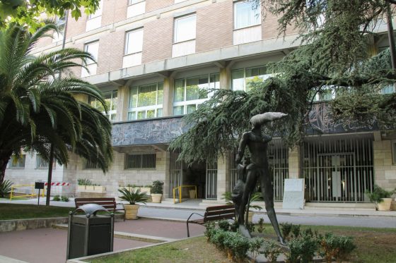 Viareggio: bagarre in consiglio comunale, intervengono vigili