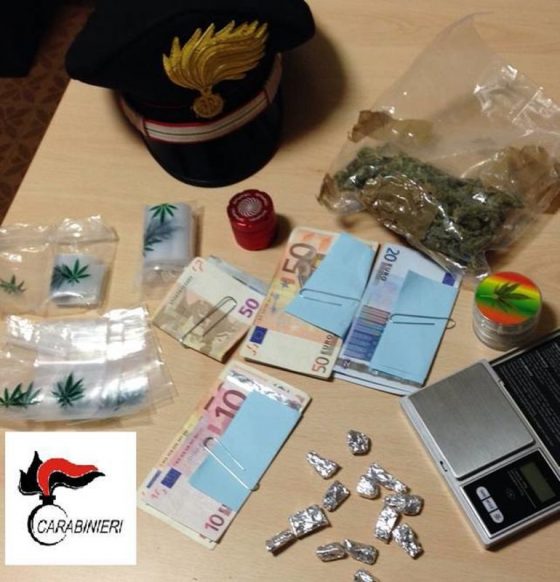 Pistoia, arrestato a scuola studente-pusher