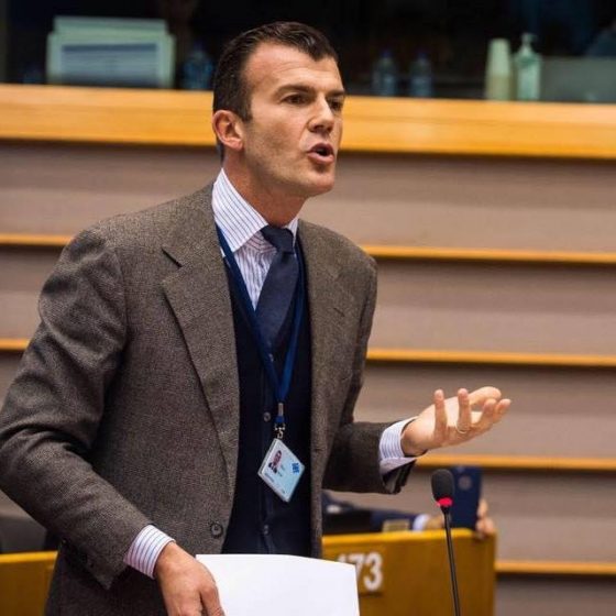 Prato, inchiesta corruzione: sottosegretario Silli ascoltato come teste in procura