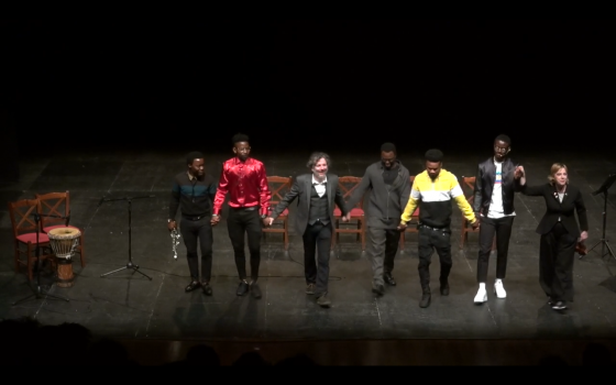 Story of my life/mi rammento, un canto corale contro il razzismo di e con Maria Cassi