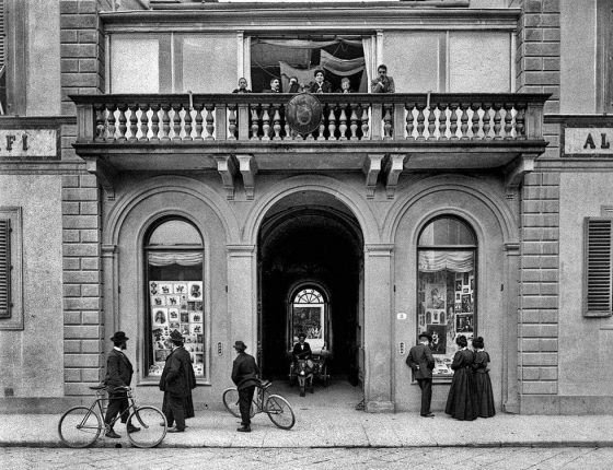 Alinari: svendita straordinaria riproduzioni in showroom