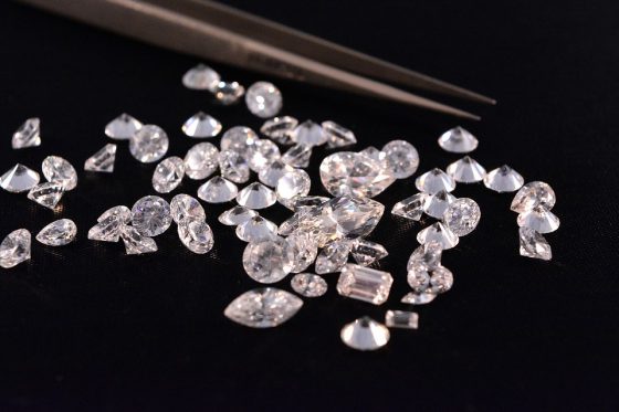 Truffa diamanti: Bpm in sciopero, dipendenti accanto clienti