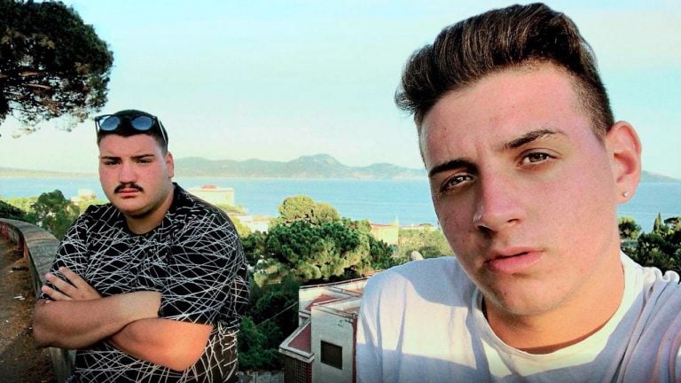 Napoletana Con Gli Occhi A Cinesina