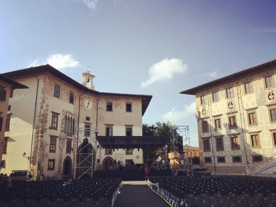 A Pisa tornano le contestazioni ai concerti