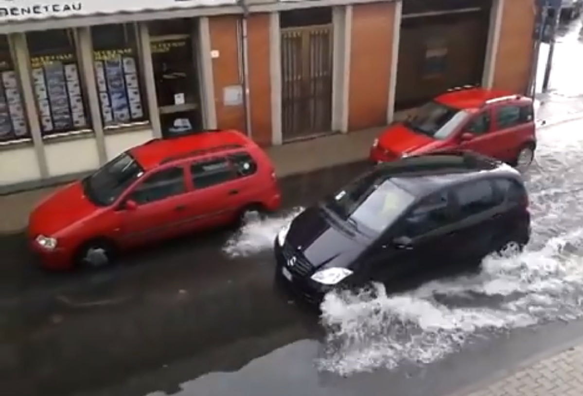 nubifragio a Viareggio