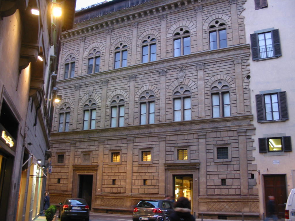 palazzo rucellai
