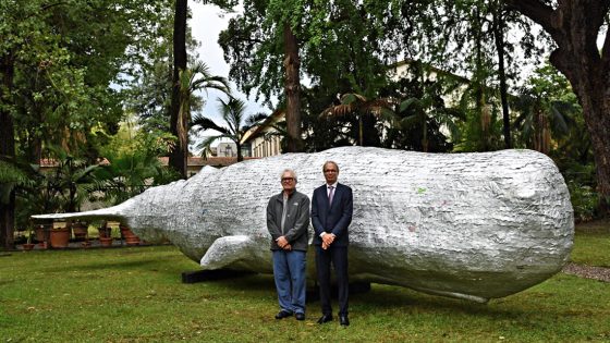 Il Capodoglio Giovanni all’Orto Botanico contro la plastica