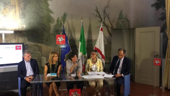 Toscana, sanità: firmato protocollo d’intesa per facilitare acquisto dispositivi medici, protesi e ausili