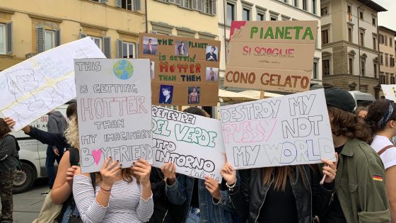 Climate Strike: le nostre dirette dalla manifestazione di Firenze
