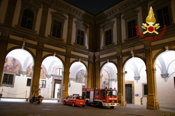 Incendio in sottotetto a Santa Maria Nuova, no feriti