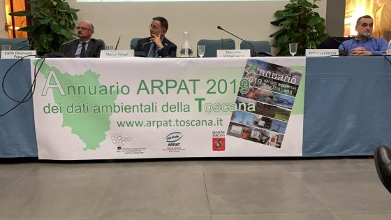 Ambiente, Arpat: ‘non buono’ stato acqua mare, positiva aria