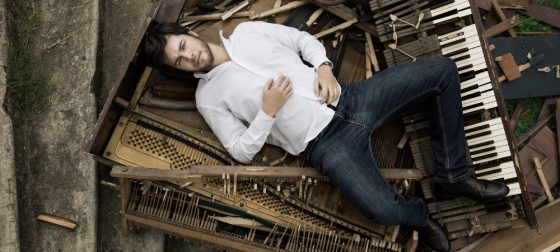 Alessandro Lanzoni piano solo al Dietro Le Quinte