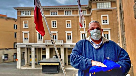 Sindaco Grosseto, ammaina bandiera Europa dal Comune