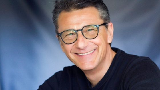 Gegè Telesforo “Il mondo in testa” ascolta l’intervista!