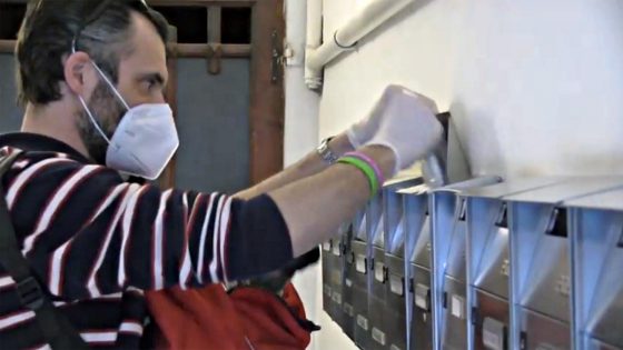 Prato e Massarosa, scatta oggi obbligo di indossare mascherina