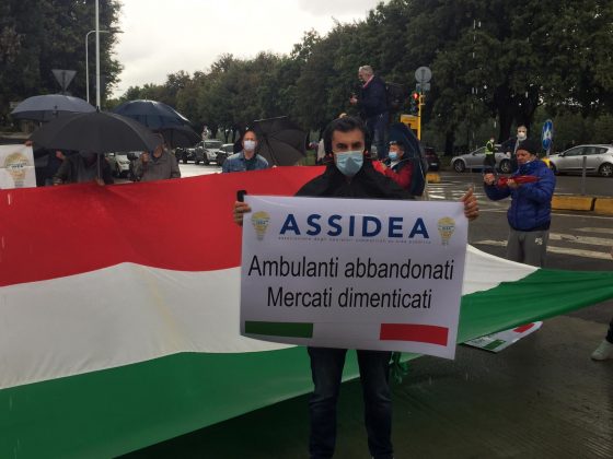 Protesta degli ambulanti, il Governo non ci dimentichi e ci faccia riaprire nei mercati