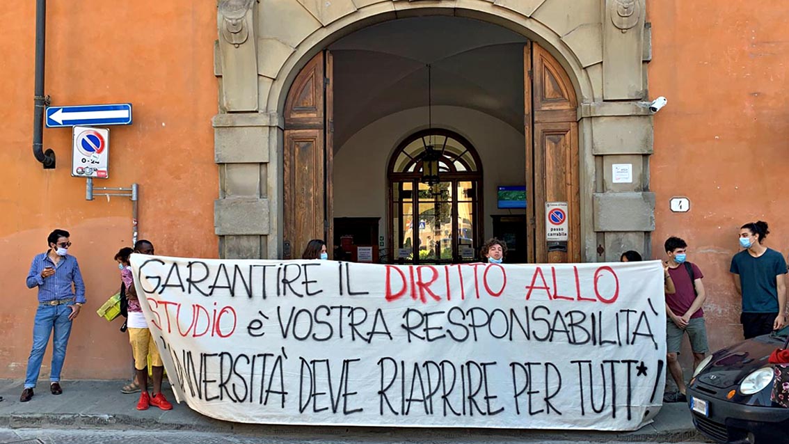 Emergenza Covid, contributi affitto a studenti fuori sede e straordinari ai borsisti