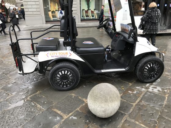 Firenze, Confcommercio contro lo stop a caddy e risciò in area Unesco : “provvedimento da rivedere”