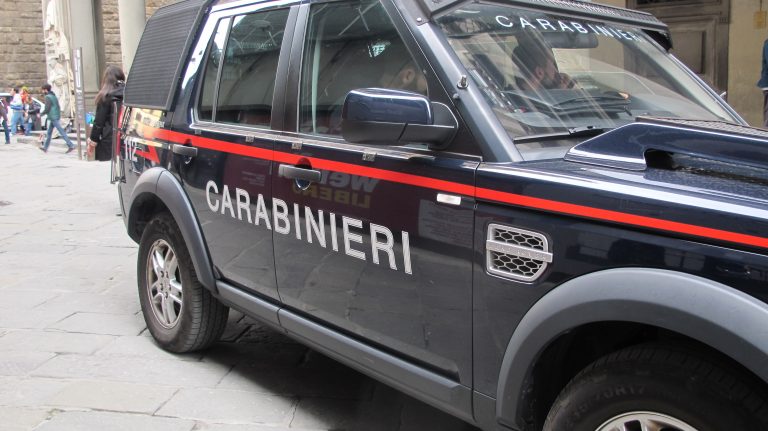 Malato di 65 anni senza forze chiede aiuto ai Cc, salvato