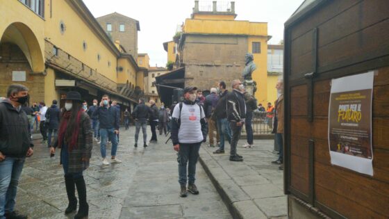 Da Ponte Vecchio a Palazzo Chigi il ‘Cammino degli Inessenziali’: parte oggi da Firenze #contearriviamo