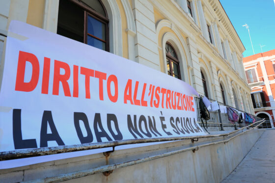 CdM su scuola: le Superiori non riaprono fino all’11 gennaio