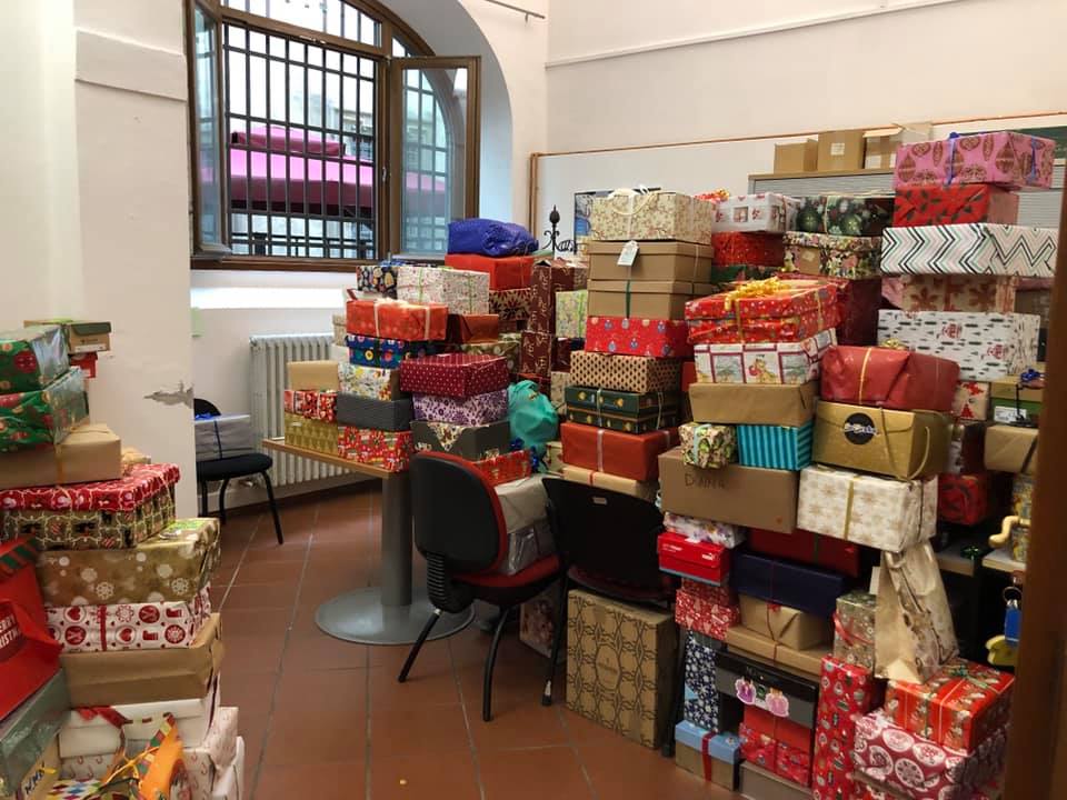 Una scatola per Natale, a Firenze grande risposta dei cittadini