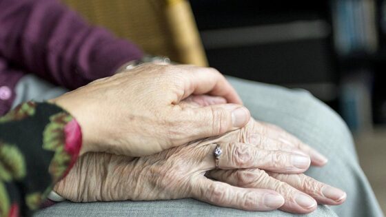Rsa, parenti potranno visitare i loro cari
