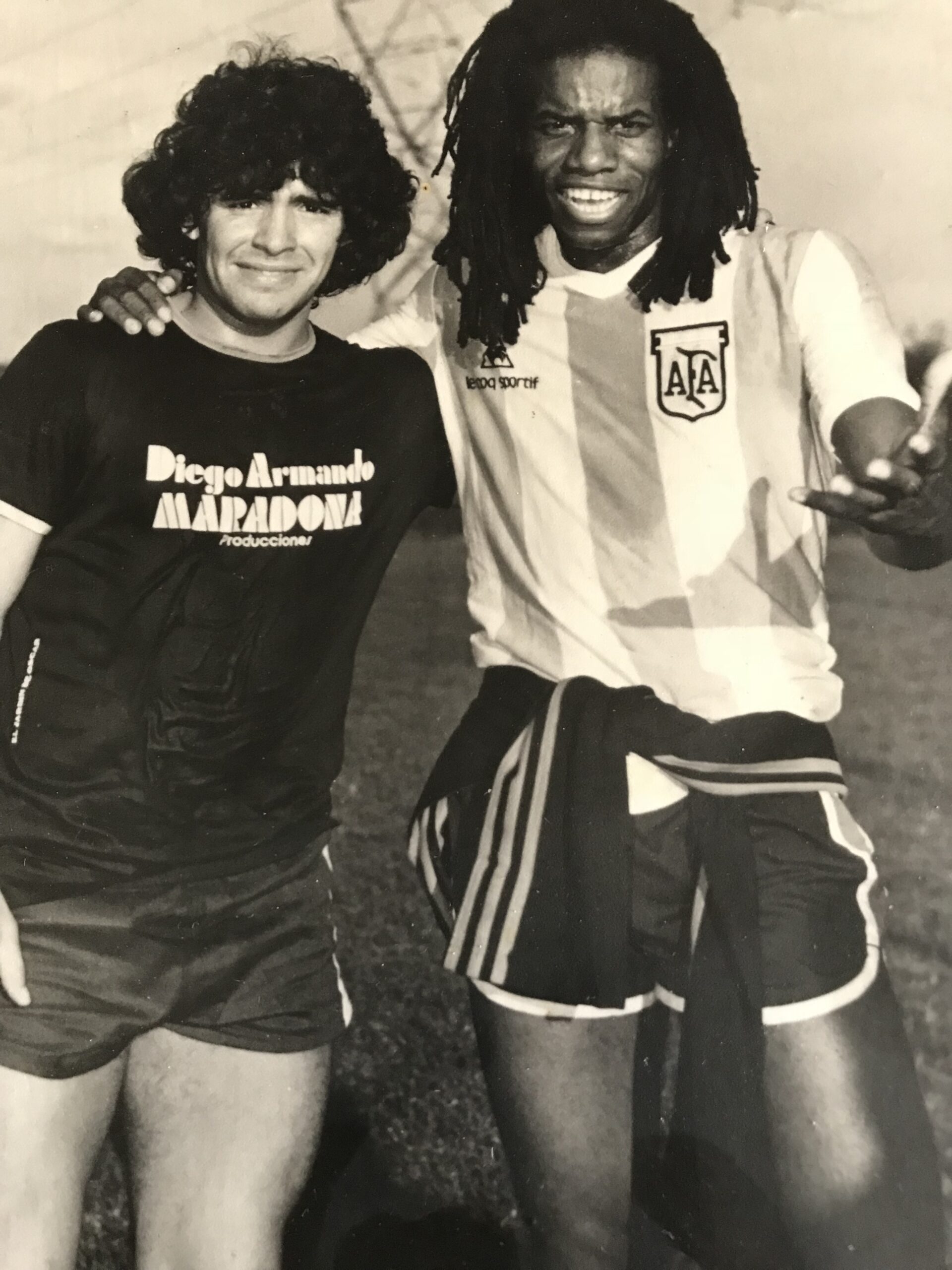 Eddy-Grant-and-Diego-Maradona-ARGENTINA-1981-scaled