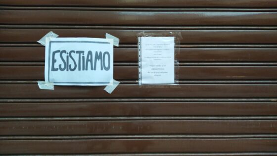 Esistiamo, continua la protesta dei commerci di Firenze