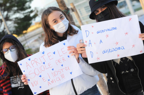 Il costo futuro della pandemia per i bambini e le bambine, Stanford University